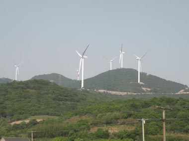 ��ɽ���u����Դ�lչ���dδ��